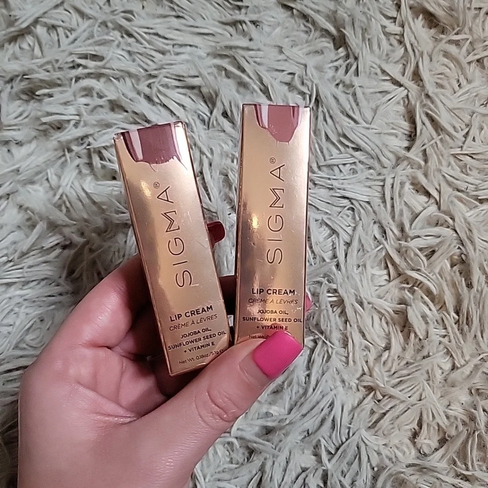 Lippy Bundle Duo Sigma Lip Cream Jojoba & Sunflower Seed Oil Begonia Dusty Rose
